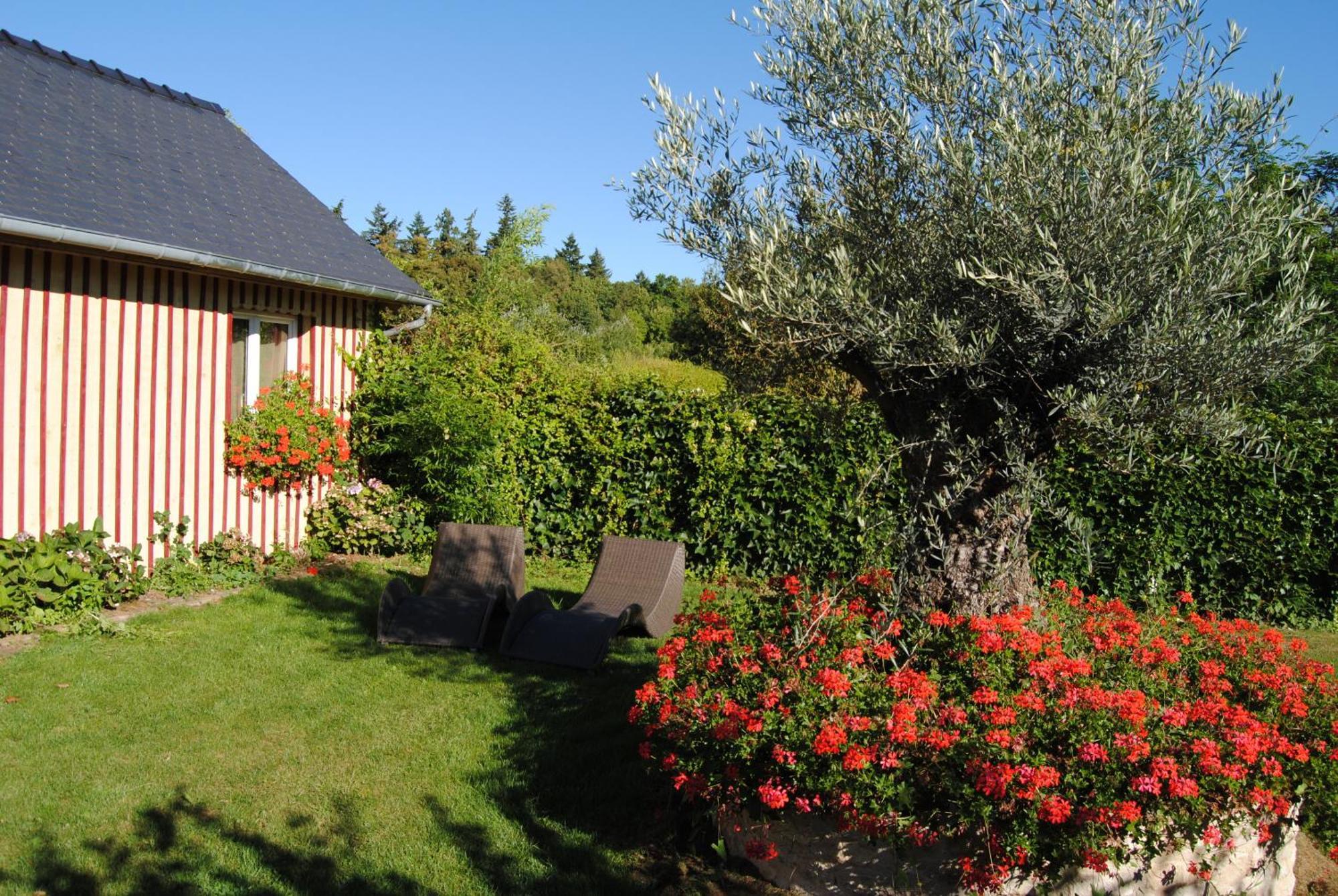 Les Insolites Du Grand Logis Marchais  Exterior foto