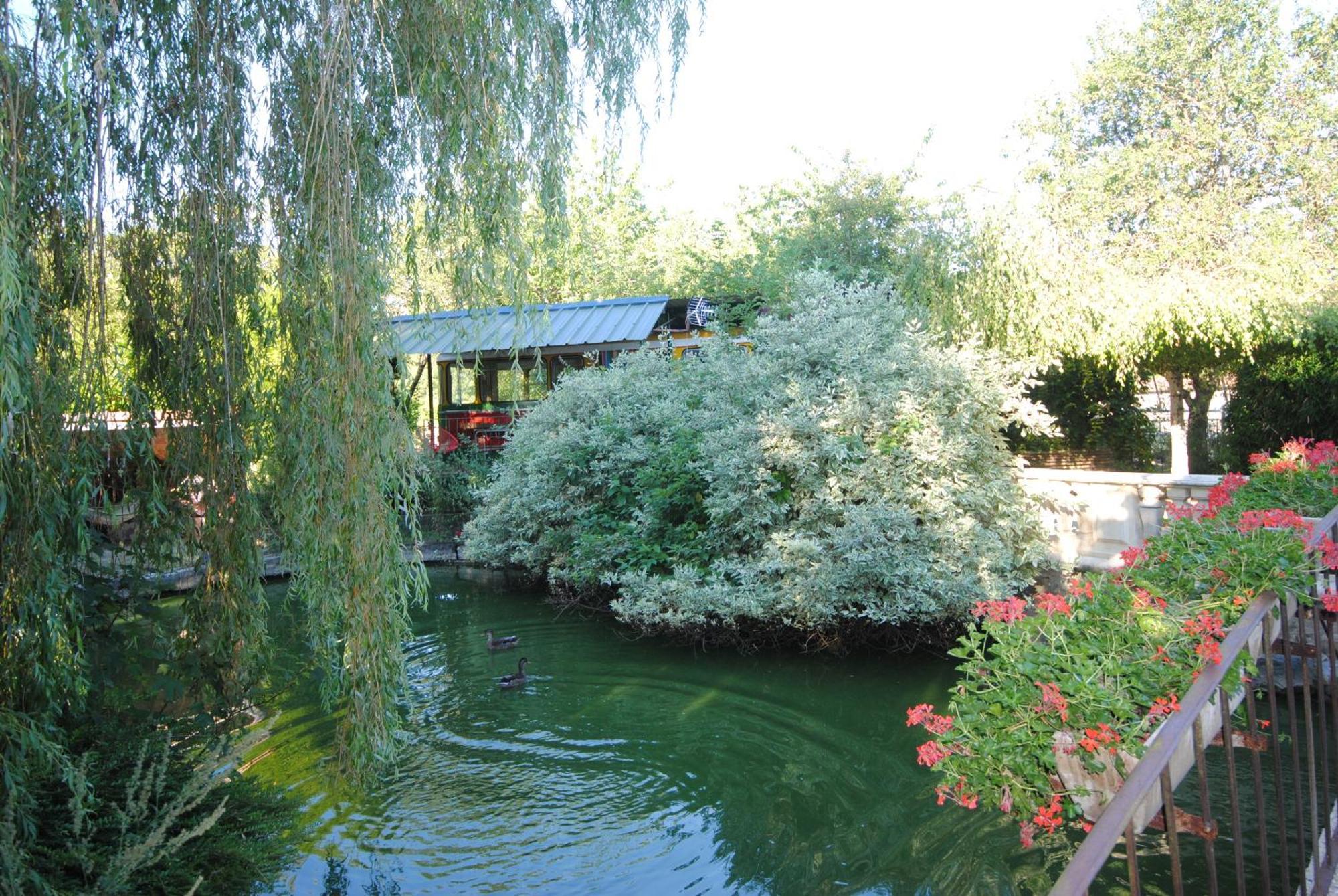 Les Insolites Du Grand Logis Marchais  Exterior foto
